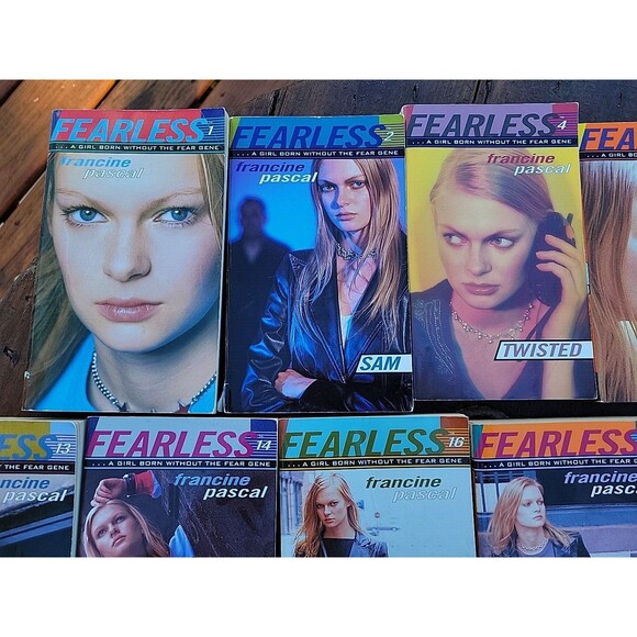 Lot 16 FEARLESS Books By Francine Pascal Paperbacks Young Adult Lost Books - Picture 3 of 10